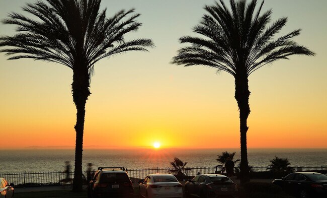 Building Photo - The Ultimate Coastal Escape: 3 Bedrooms with Panoramic Ocean Views in Gated Waterford Pointe!