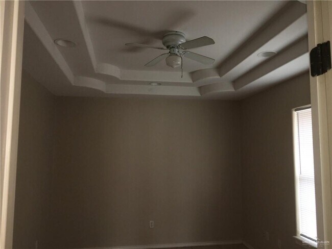 Building Photo - 17 French Ave