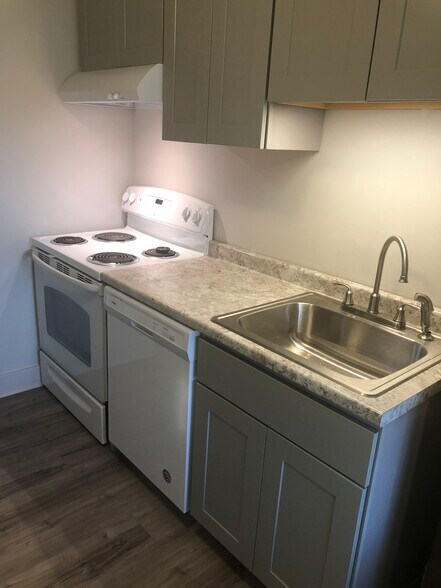 Building Photo - 807 Washington Ave