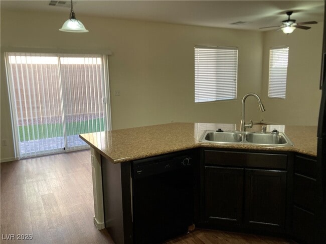 Building Photo - 9532 Knopfler Ln