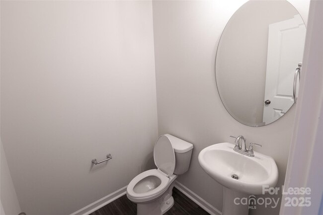 Building Photo - 526 Myrick Aly