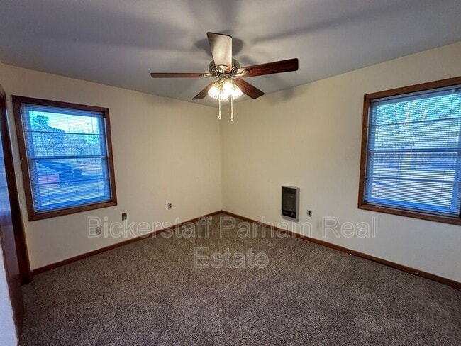 Building Photo - 259 Oswichee Rd