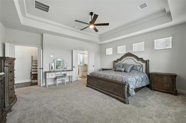 Building Photo - 1012 Emerald Trce Dr