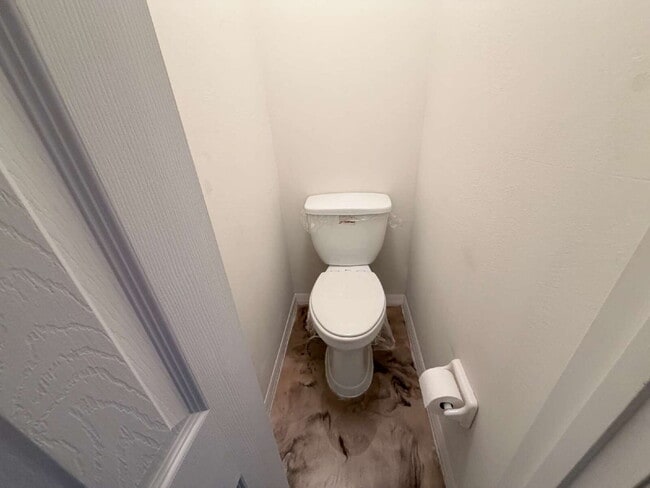 Building Photo - 2 Bedroom Lakeview Winter Haven Home Now Available for Rent!