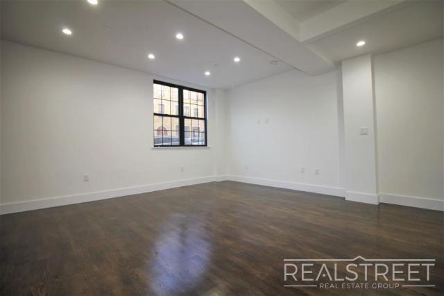 Building Photo - 2 bedroom in BROOKLYN NY 11233