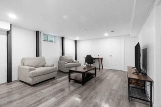 Building Photo - 2648 Garham Dr