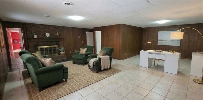 Building Photo - 6180 Elliott Family Pkwy