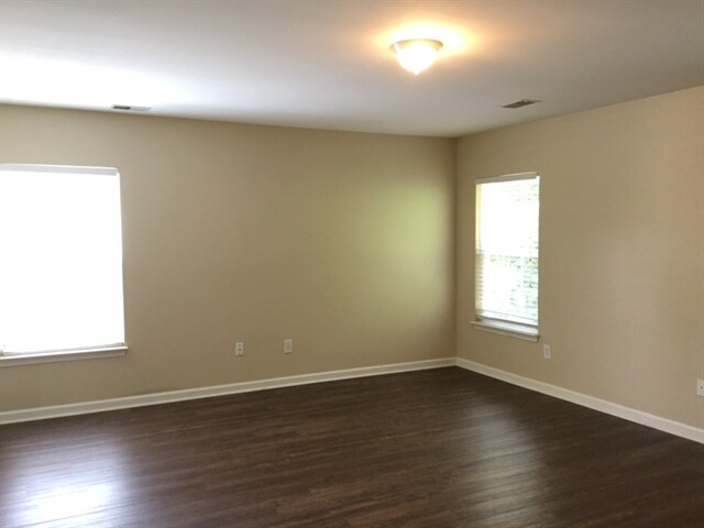 Building Photo - 138 Graduate Ln