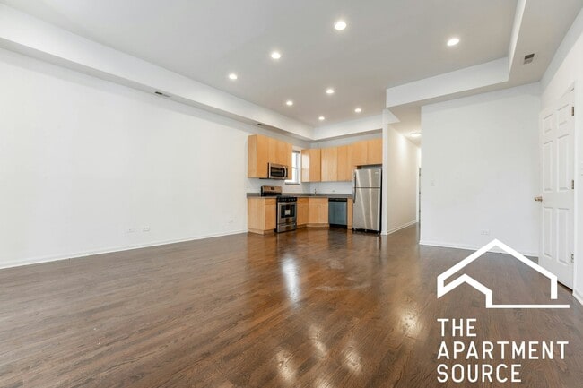 Building Photo - 2112 N Campbell Ave