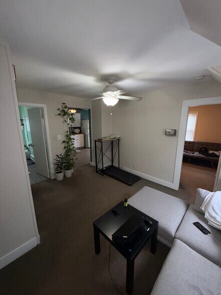 Building Photo - 9 Intervale St