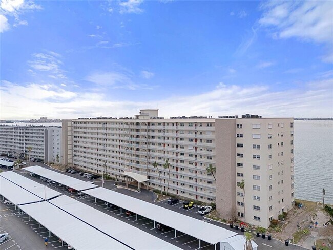 Building Photo - 5980 Shore Blvd S