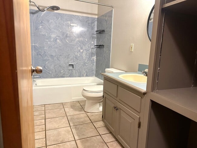 Building Photo - Charming 3 Bedroom 2 Bath home for Rent in Zachary