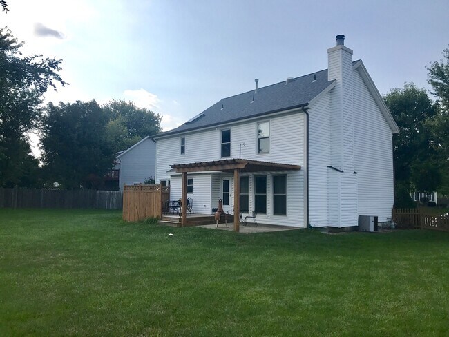 Building Photo - {15031} Charming Two Story Home + Huge, Fenced Yard + Cul de Sac