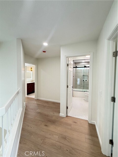 Building Photo - 25032 Sanoria St