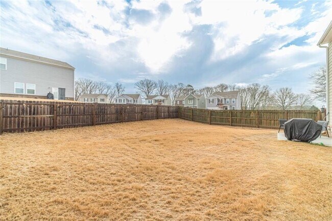 Building Photo - 222 Knightsbridge Ln