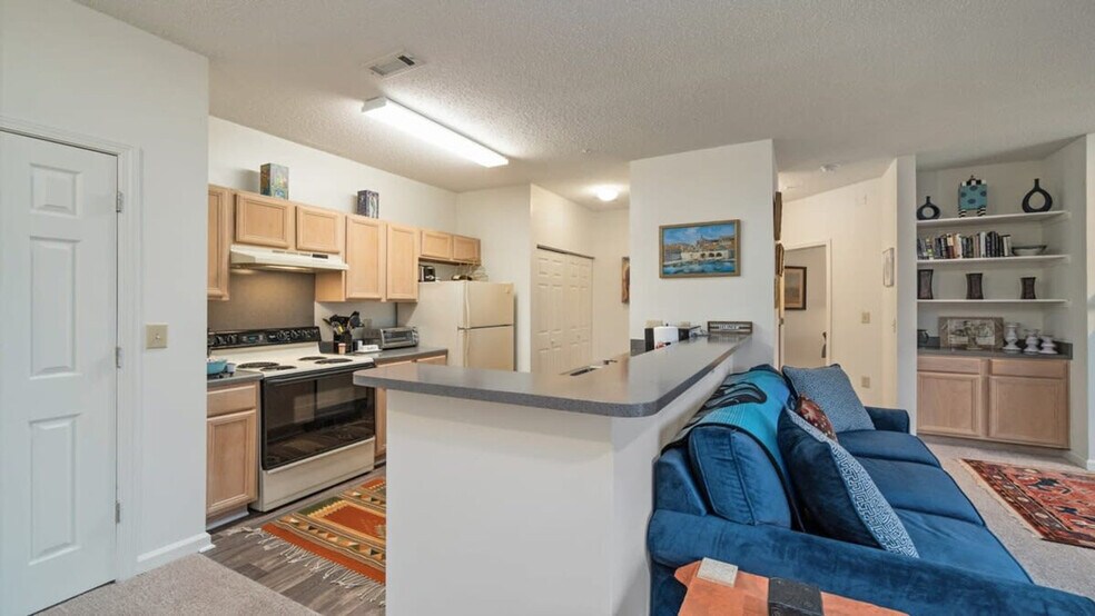 Building Photo - 3218 Eastover Ridge Dr