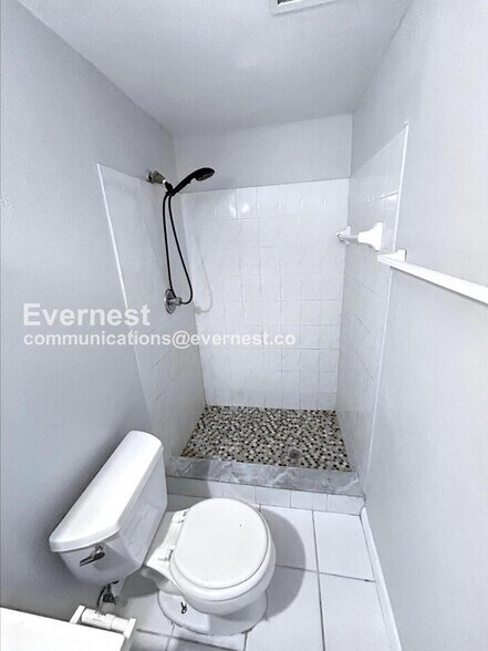 Building Photo - 13000 120th St N