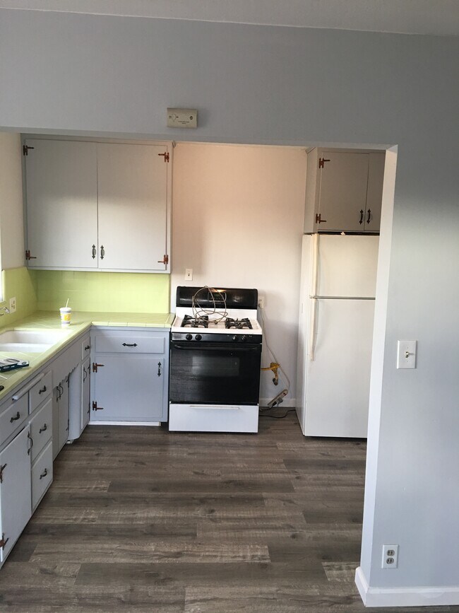 Building Photo - 14507 Corby Ave