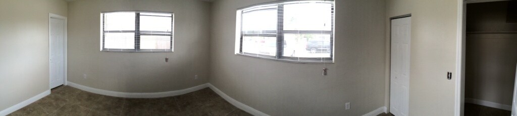 Building Photo - 20420 NW 25th Ct