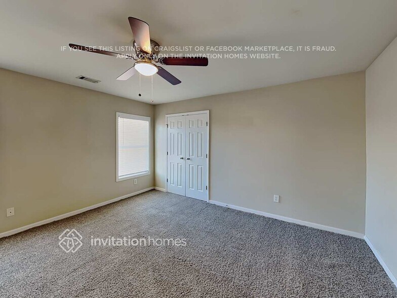 Building Photo - 2096 Somerset Pl SE