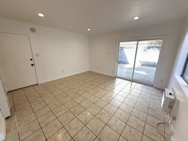 Building Photo - 8435 Willis Ave