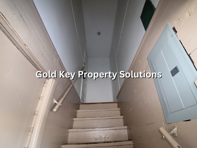 Building Photo - 2930 Fletcher St