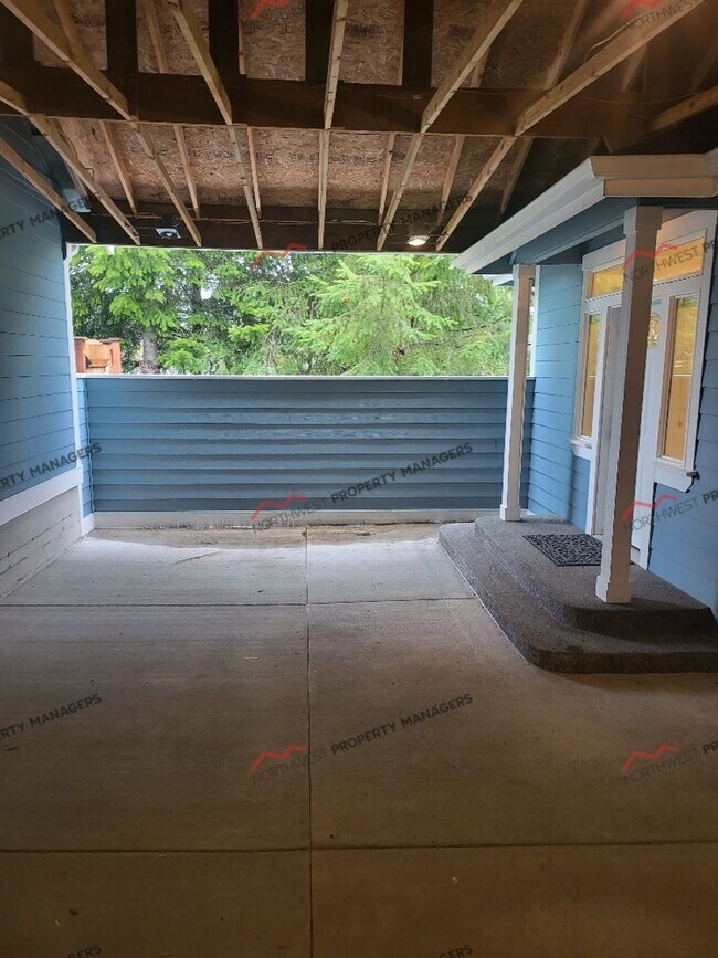 Building Photo - STATUS: *PENDING APPLICATION*| R55 | $2495