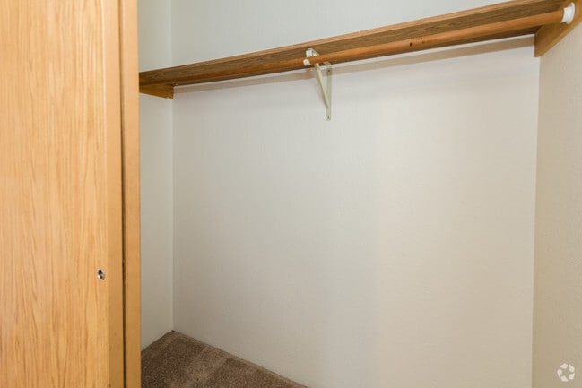 Spacious closets - Campbell View Apartments