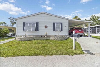 Building Photo - Nokomis Lake Village 3 bed/2bath