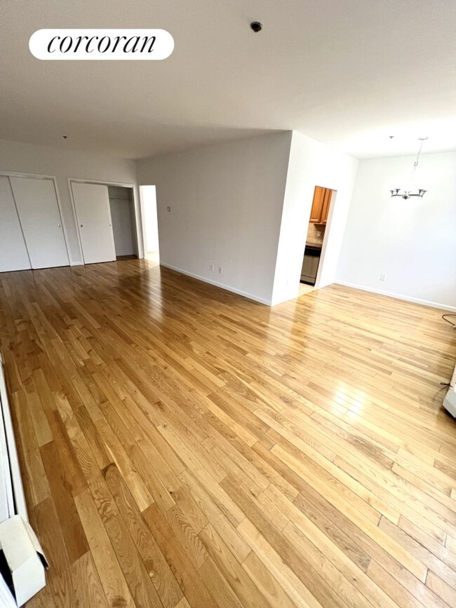 Primary Photo - 38 Knightsbridge Rd