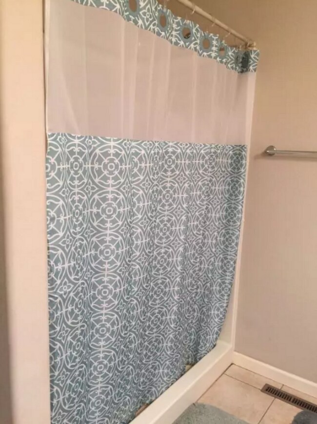 Building Photo - 103 Portsmouth Ln