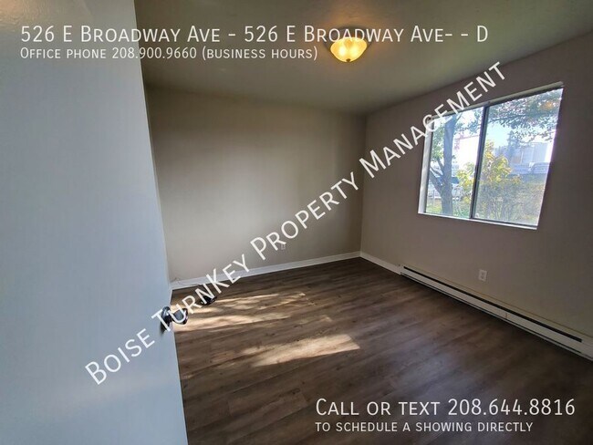Building Photo - 526 E Broadway Ave