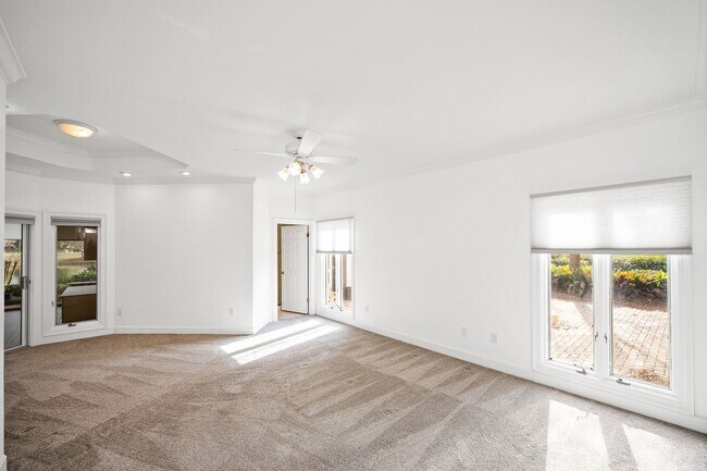 Building Photo - 601 Willow Point Ct