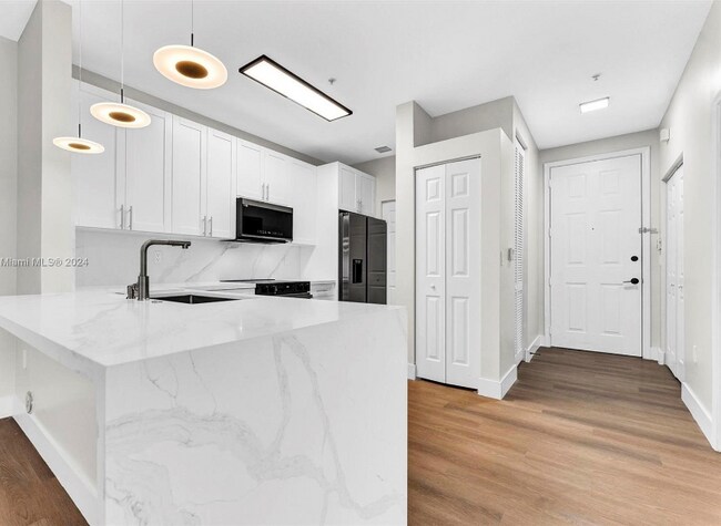 Building Photo - 4602 SW 160th Ave