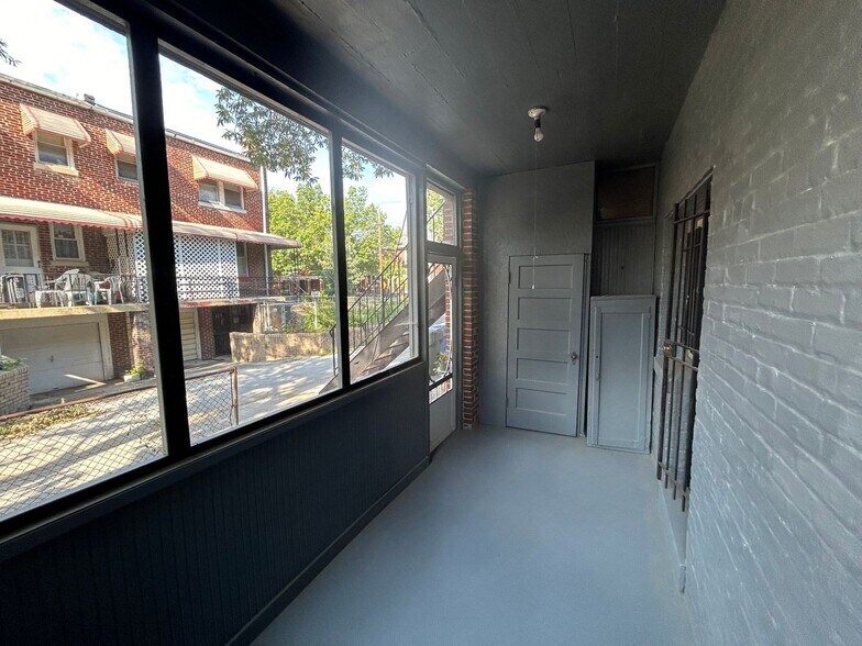 Building Photo - 501 Peabody St NW