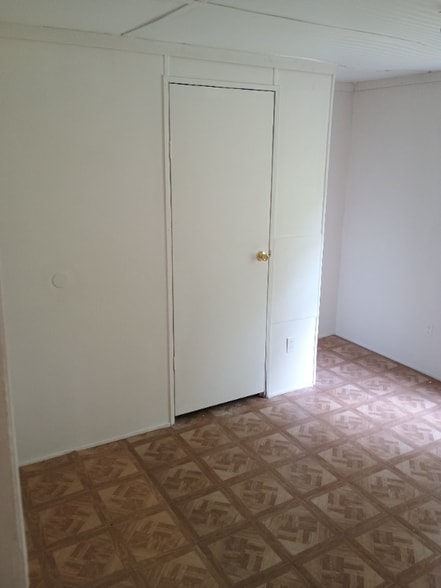 Building Photo - 124 Laurence