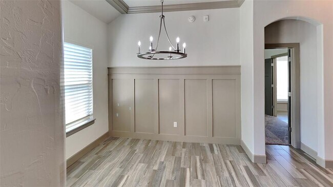 Building Photo - 6516 Bentley Dr