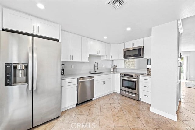 Building Photo - 2140 Orinda Dr