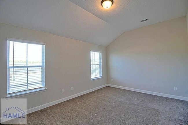 Building Photo - 681 Abode Ave