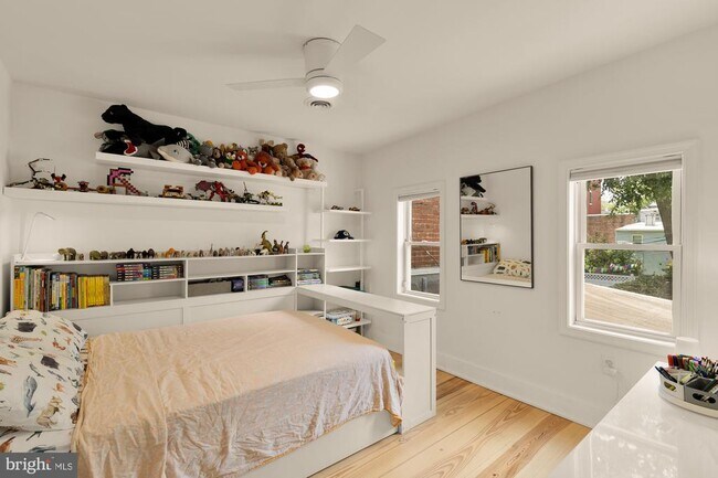 Building Photo - 1608 5th St NW