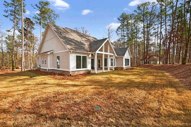 Building Photo - 155 W River Bend Dr