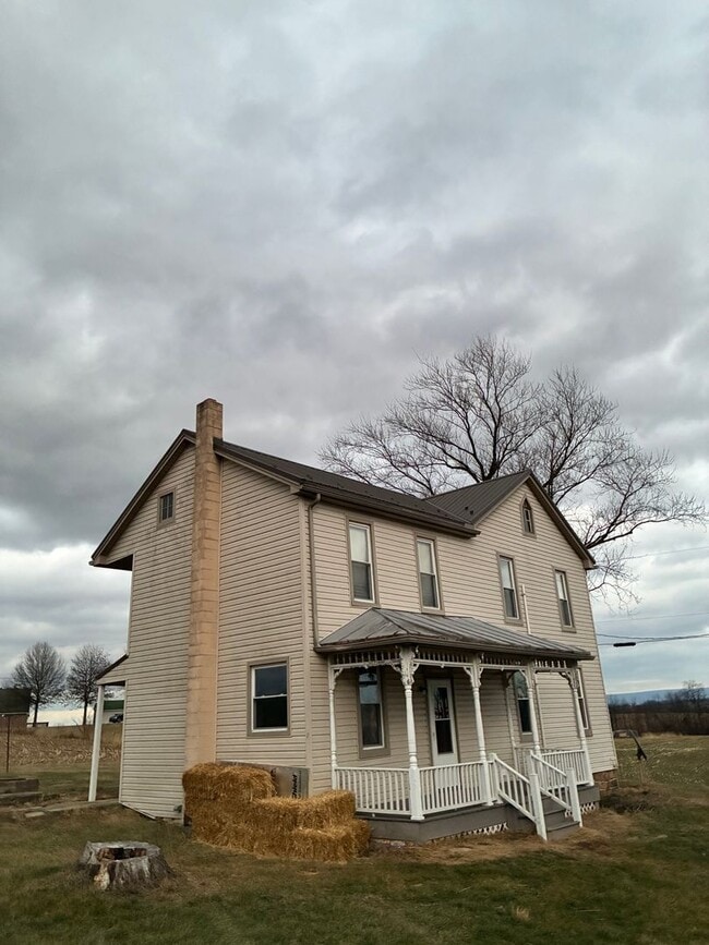 Building Photo - Charming 3-bedroom, 1-bath single-family home