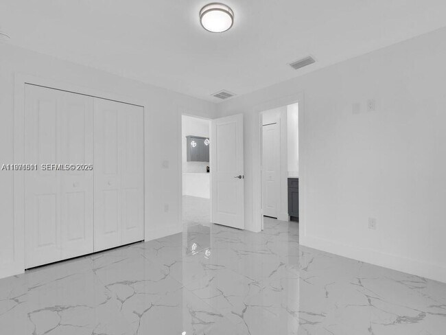 Building Photo - 5119 24th St SW