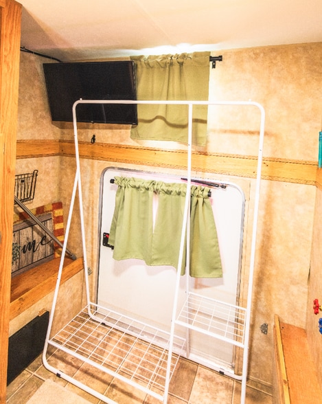 Building Photo - 8875 Calle De Brazito