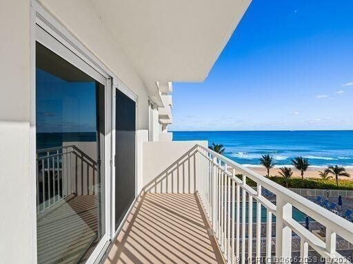 Building Photo - 3221 S Ocean Blvd