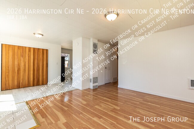 Building Photo - 2026 Harrington Cir NE