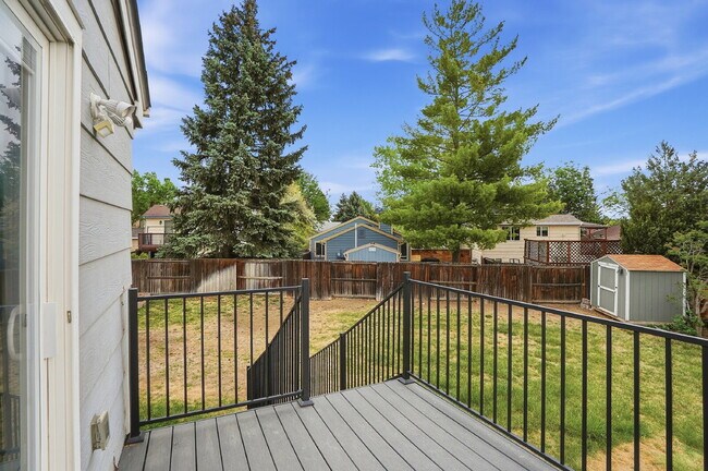 Building Photo - $2,895.95 - 3 Bed, 2 Bath Home in Arvada with Central AC, and Fenced in Yard!