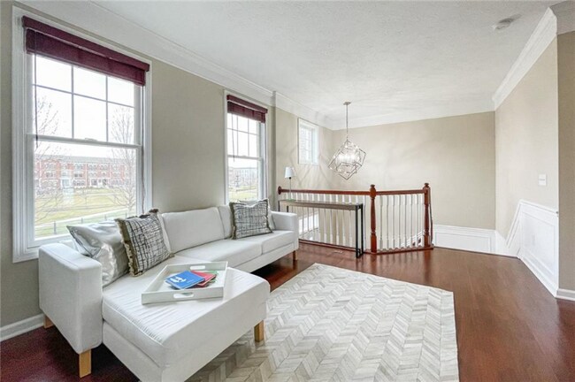 Building Photo - 12729 Vanderhorst St