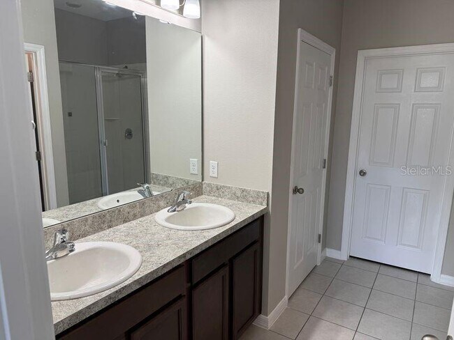 Building Photo - 3345 Curlew Ave