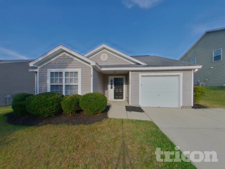 Building Photo - 420 Hedge Grove Ln